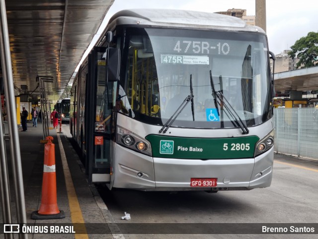 Via Sudeste Transportes S.A. 5 2805 na cidade de São Paulo, São Paulo, Brasil, por Brenno Santos. Número da foto: #13262028.