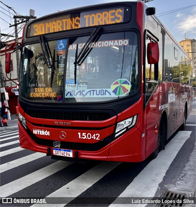 Viação Araçatuba 1.5.042 na cidade de Niterói, Rio de Janeiro, Brasil, por Luiz Eduardo Lopes da Silva. Número da foto: #13263627.