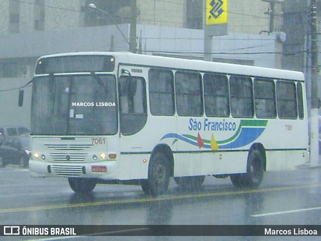 Empresa São Francisco 7061 na cidade de Maceió, Alagoas, Brasil, por Marcos Lisboa. Número da foto: #13264123.