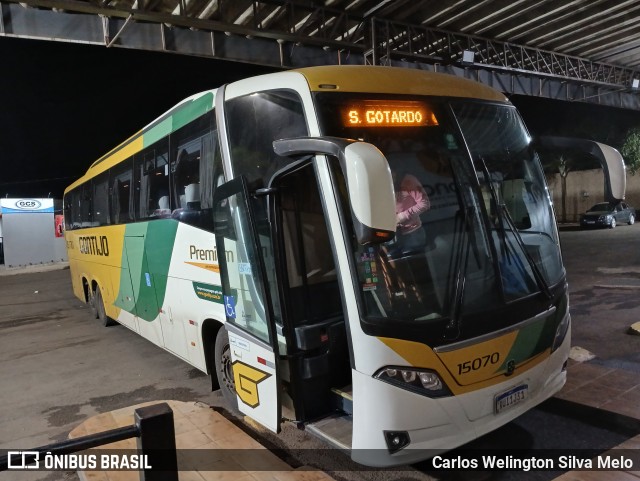 Empresa Gontijo de Transportes 15070 na cidade de Catalão, Goiás, Brasil, por Carlos Welington Silva Melo. Número da foto: #13263493.
