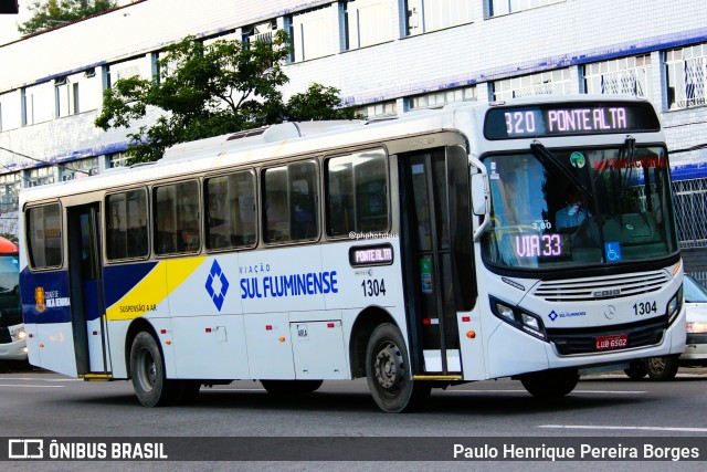 Viação Sul Fluminense 1304 na cidade de Volta Redonda, Rio de Janeiro, Brasil, por Paulo Henrique Pereira Borges. Número da foto: #13191090.