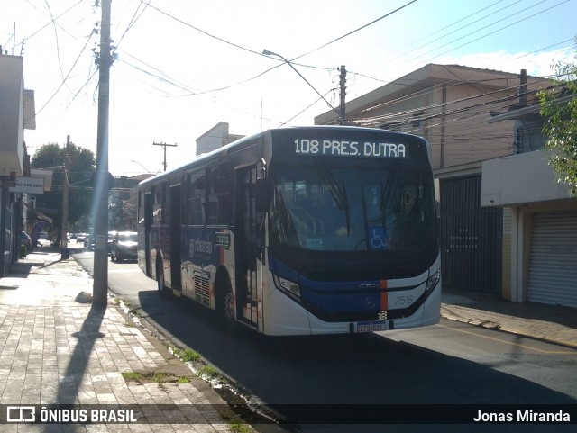 Transcorp 7516 na cidade de Ribeirão Preto, São Paulo, Brasil, por Jonas Miranda. Número da foto: #13191510.