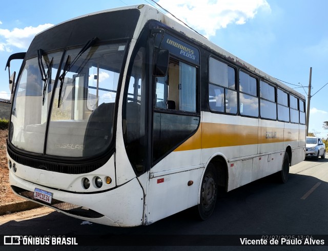 Líder Turismo 1E34 na cidade de Santo Antônio do Monte, Minas Gerais, Brasil, por Vicente de Paulo Alves. Número da foto: #13189821.
