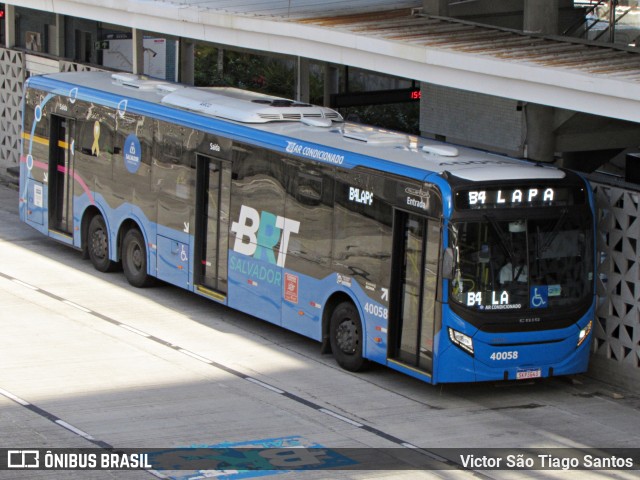 BRT Salvador 40058 na cidade de Salvador, Bahia, Brasil, por Victor São Tiago Santos. Número da foto: #13190880.