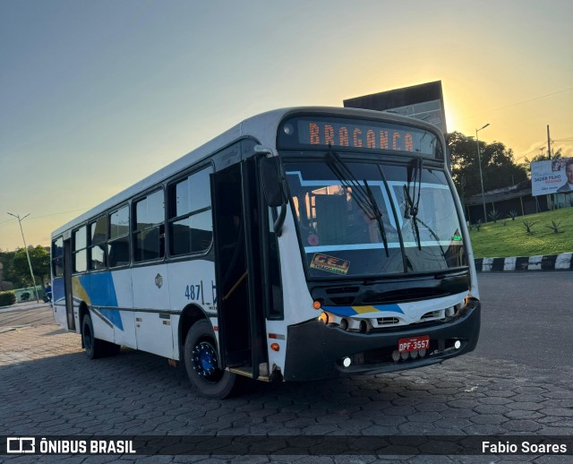 Ônibus Particulares 487 na cidade de Bragança, Pará, Brasil, por Fabio Soares. Número da foto: #13192782.