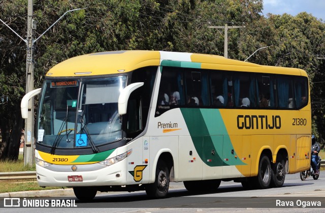 Empresa Gontijo de Transportes 21380 na cidade de Vitória da Conquista, Bahia, Brasil, por Rava Ogawa. Número da foto: #13192805.