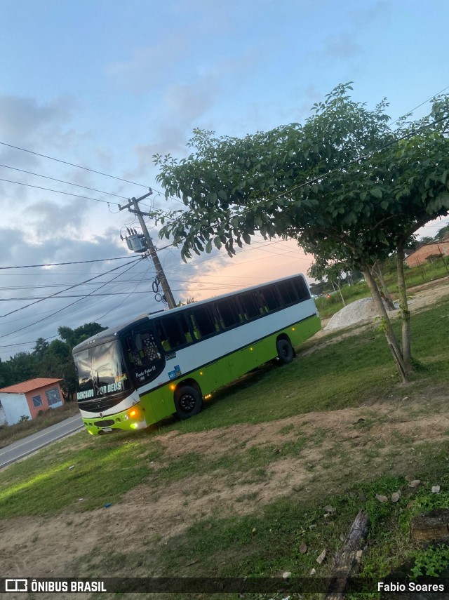 Ônibus Particulares 4D79 na cidade de Capanema, Pará, Brasil, por Fabio Soares. Número da foto: #13192930.