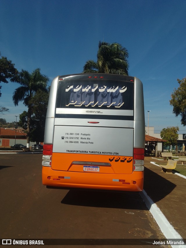 Transportadora Turística Petitto 4620 na cidade de Dumont, São Paulo, Brasil, por Jonas Miranda. Número da foto: #13192887.