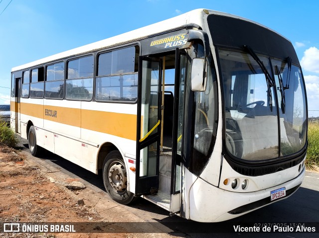 Líder Turismo 1E34 na cidade de Santo Antônio do Monte, Minas Gerais, Brasil, por Vicente de Paulo Alves. Número da foto: #13196279.
