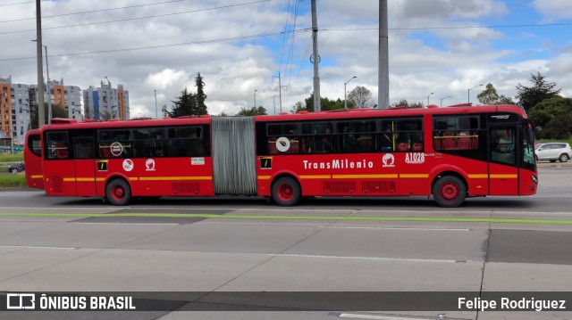 SI-18 S.A.S. A1028 na cidade de Bogotá, Colômbia, por Felipe Rodriguez. Número da foto: #13193730.