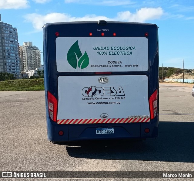 CODESA - Compañia Omnibuseira del Este 310 na cidade de Punta del Este, Maldonado, Uruguai, por Marco Menin. Número da foto: #13194220.