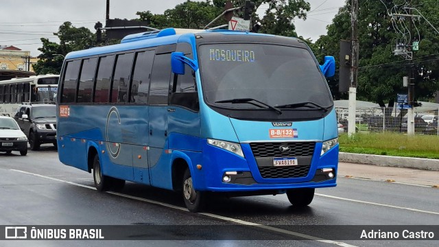 Transporte Alternativo Terminal B-B/132 na cidade de Belém, Pará, Brasil, por Adriano Castro. Número da foto: #13196388.