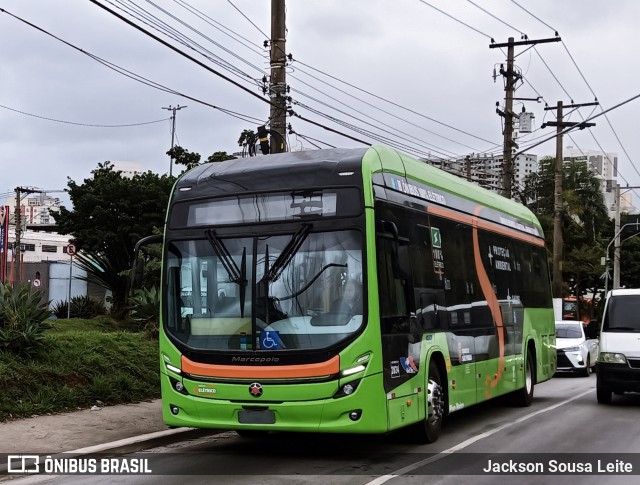 Alfa Rodobus > CooperAlfa  na cidade de São Paulo, São Paulo, Brasil, por Jackson Sousa Leite. Número da foto: #13195174.