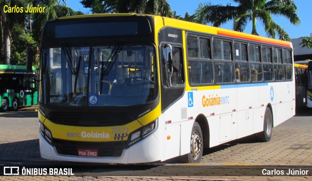 HP Transportes Coletivos 20072 na cidade de Goiânia, Goiás, Brasil, por Carlos Júnior. Número da foto: #13196156.