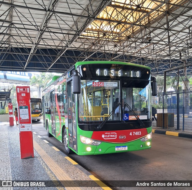 Pêssego Transportes 4 7403 na cidade de São Paulo, São Paulo, Brasil, por Andre Santos de Moraes. Número da foto: #13196166.