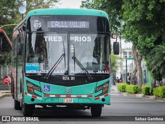 Transplusa 435 na cidade de San José, San José, Costa Rica, por Sebas Gamboa. Número da foto: #13193746.