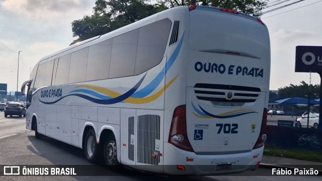 Viação Ouro e Prata 702 na cidade de São Paulo, São Paulo, Brasil, por Fábio Paixão. Número da foto: #13196616.