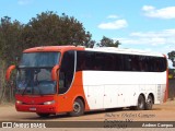Ônibus Particulares 8A48 na cidade de Pirapora, Minas Gerais, Brasil, por Andrew Campos. Número da foto: #13195436.