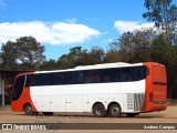 Ônibus Particulares 8A48 na cidade de Pirapora, Minas Gerais, Brasil, por Andrew Campos. Número da foto: #13195457.