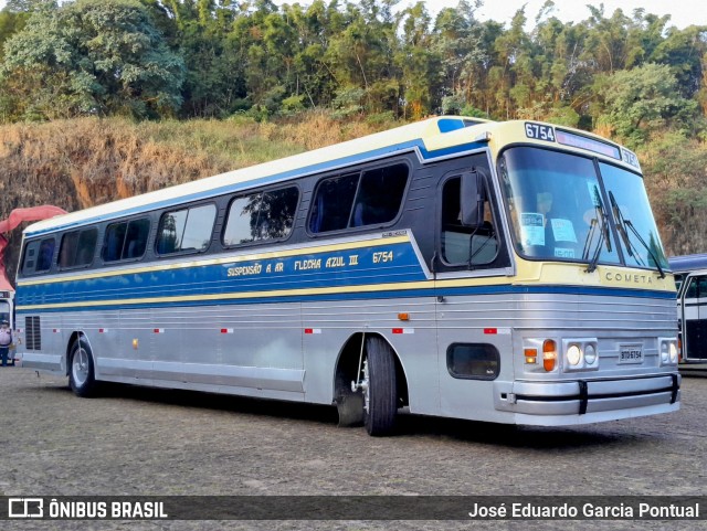 Ônibus Particulares 6754 na cidade de Campinas, São Paulo, Brasil, por José Eduardo Garcia Pontual. Número da foto: #13197572.