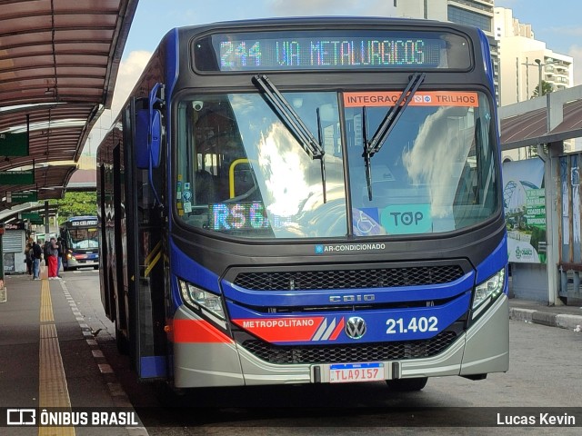 Viação Osasco 21.402 na cidade de Osasco, São Paulo, Brasil, por Lucas Kevin. Número da foto: #13199336.