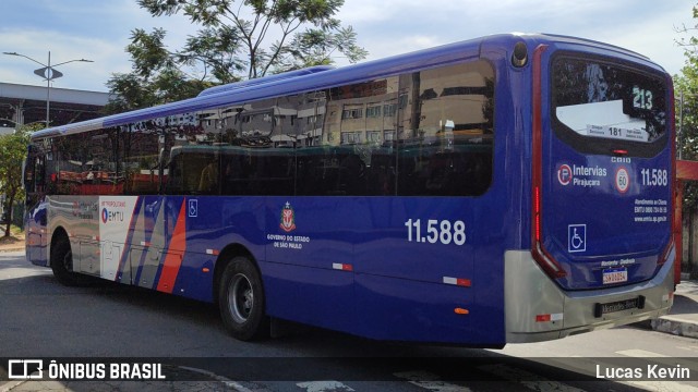 Viação Pirajuçara 11.588 na cidade de Osasco, São Paulo, Brasil, por Lucas Kevin. Número da foto: #13200473.