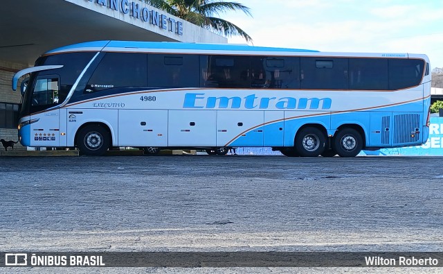 Emtram 4980 na cidade de Governador Valadares, Minas Gerais, Brasil, por Wilton Roberto. Número da foto: #13199345.