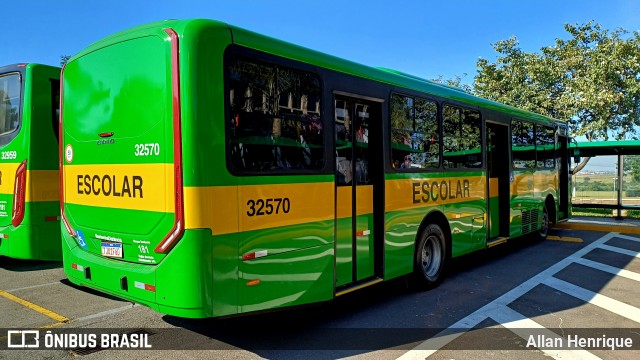 Transportes Capellini 32570 na cidade de Paulínia, São Paulo, Brasil, por Allan Henrique. Número da foto: #13199378.
