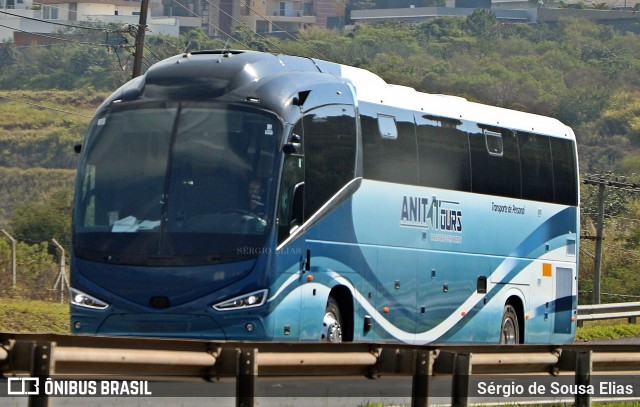 Anita Tours  na cidade de Botucatu, São Paulo, Brasil, por Sérgio de Sousa Elias. Número da foto: #13201911.