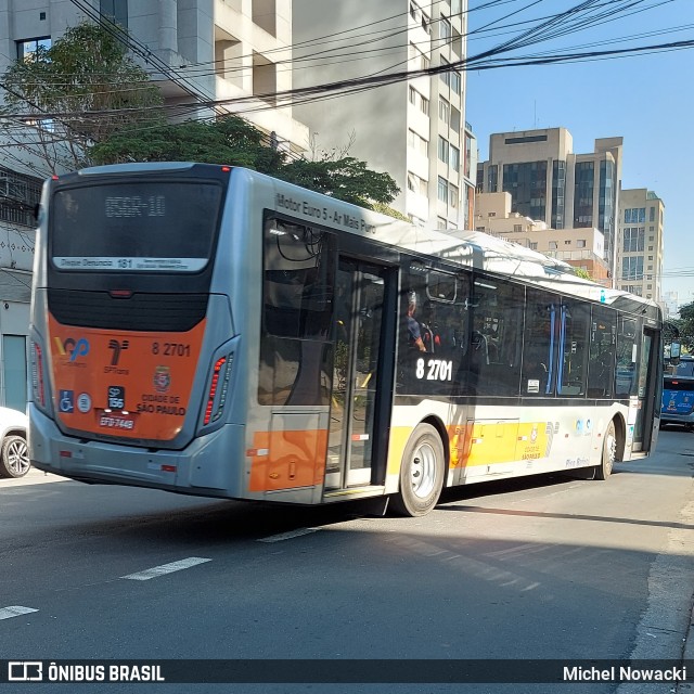 Viação Gato Preto 8 2701 na cidade de São Paulo, São Paulo, Brasil, por Michel Nowacki. Número da foto: #13203813.