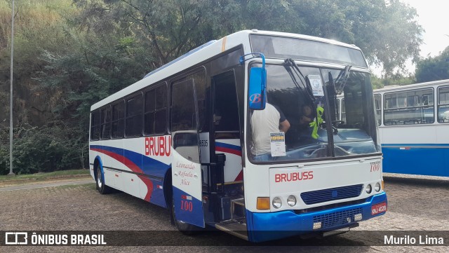 Brubuss Transportes 100 na cidade de Campinas, São Paulo, Brasil, por Murilo Lima. Número da foto: #13202719.
