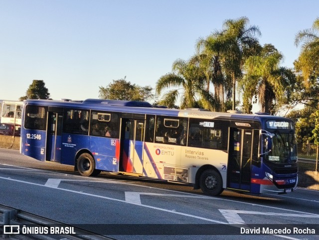 Auto Viação Bragança Metropolitana > Viação Raposo Tavares 12.2546 na cidade de Cotia, São Paulo, Brasil, por David Macedo Rocha. Número da foto: #13202227.
