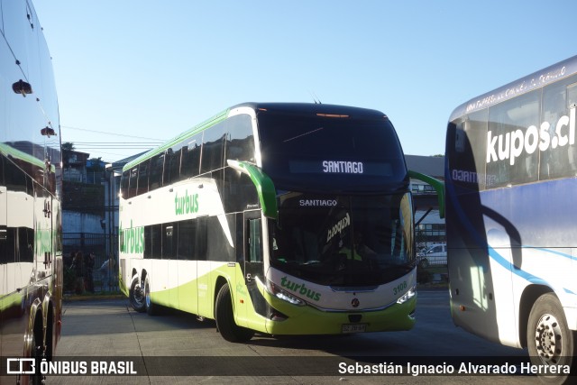 TurBus 3108 na cidade de Puerto Montt, Llanquihue, Los Lagos, Chile, por Sebastián Ignacio Alvarado Herrera. Número da foto: #13204597.