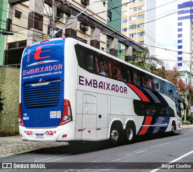 Expresso Embaixador 600 na cidade de Curitiba, Paraná, Brasil, por Roger Coelho. Número da foto: #13203902.