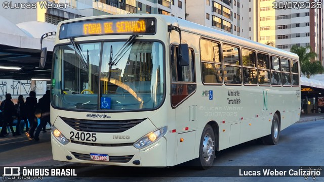 Viação Antonina 24025 na cidade de Curitiba, Paraná, Brasil, por Lucas Weber Calizario. Número da foto: #13266223.