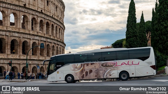 Lalli Bus N/I na cidade de Rome, Rome Capital, Lazio, Itália, por Omar Ramírez Thor2102. Número da foto: #13267333.
