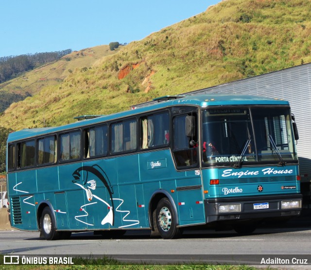 Ônibus Particulares 9645 na cidade de Aparecida, São Paulo, Brasil, por Adailton Cruz. Número da foto: #13267269.