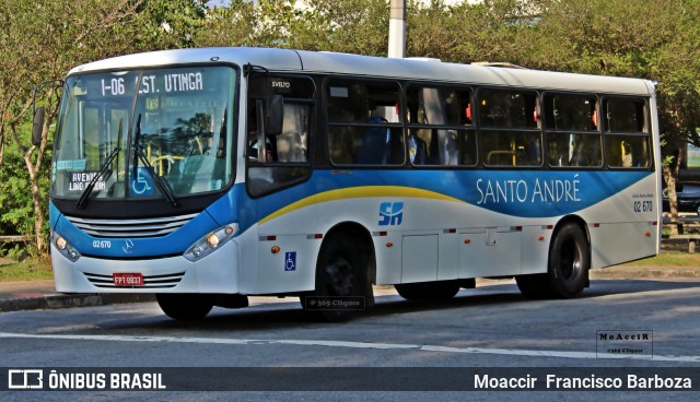 Viação Vaz 02 670 na cidade de Santo André, São Paulo, Brasil, por Moaccir  Francisco Barboza. Número da foto: #13267544.