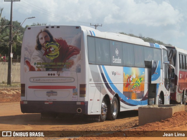 Alcy Tur 2050 na cidade de São José de Ribamar, Maranhão, Brasil, por Jean Lima. Número da foto: #13268065.