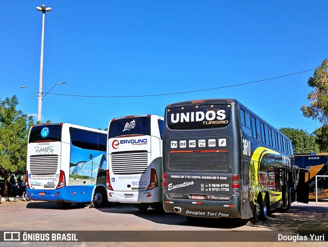 Viagens Unidos 3610 na cidade de Bom Jesus da Lapa, Bahia, Brasil, por Douglas Yuri. Número da foto: #13266309.