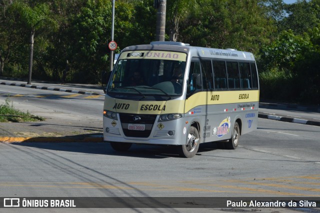 Auto Escola União 3003 na cidade de Mogi das Cruzes, São Paulo, Brasil, por Paulo Alexandre da Silva. Número da foto: #13266916.