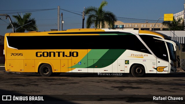 Empresa Gontijo de Transportes 7095 na cidade de Feira de Santana, Bahia, Brasil, por Rafael Chaves. Número da foto: #13268439.