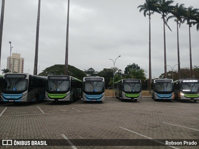 Viação Saens Peña São José dos Campos 1217 na cidade de São José dos Campos, São Paulo, Brasil, por Robson Prado. Número da foto: #13266884.