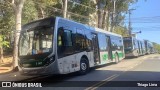 Via Sudeste Transportes S.A. 5 1411 na cidade de São Paulo, São Paulo, Brasil, por Thiago Lima. Número da foto: #:id.