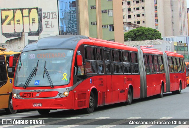 Expresso Azul JE701 na cidade de Curitiba, Paraná, Brasil, por Alessandro Fracaro Chibior. Número da foto: #13291236.