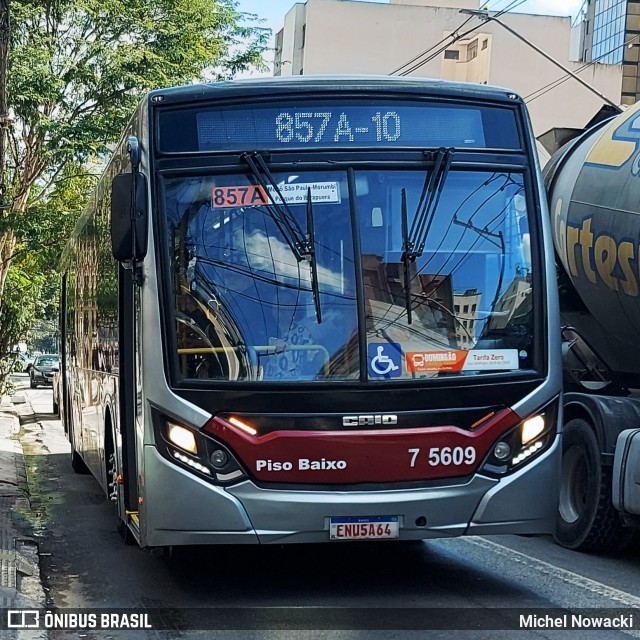 Nova Paineira Transportes Urbanos S.A 7 5609 na cidade de São Paulo, São Paulo, Brasil, por Michel Nowacki. Número da foto: #13293361.