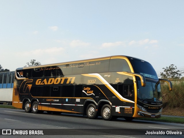 Auto Viação Gadotti 9002 na cidade de Embu das Artes, São Paulo, Brasil, por Josivaldo Oliveira. Número da foto: #13291262.