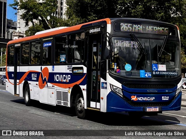 Viação Novacap B51544 na cidade de Rio de Janeiro, Rio de Janeiro, Brasil, por Luiz Eduardo Lopes da Silva. Número da foto: #13292434.