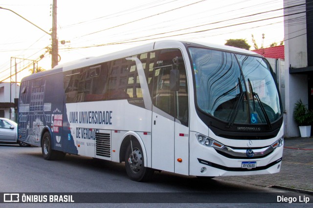 Universidade do Vale do Itajaí - Univali RYV5G80 na cidade de Joinville, Santa Catarina, Brasil, por Diego Lip. Número da foto: #13292113.