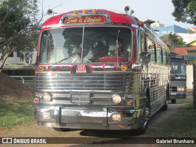 Ônibus Particulares 3263 na cidade de Campinas, São Paulo, Brasil, por Gabriel Brunhara. Número da foto: #13291514.